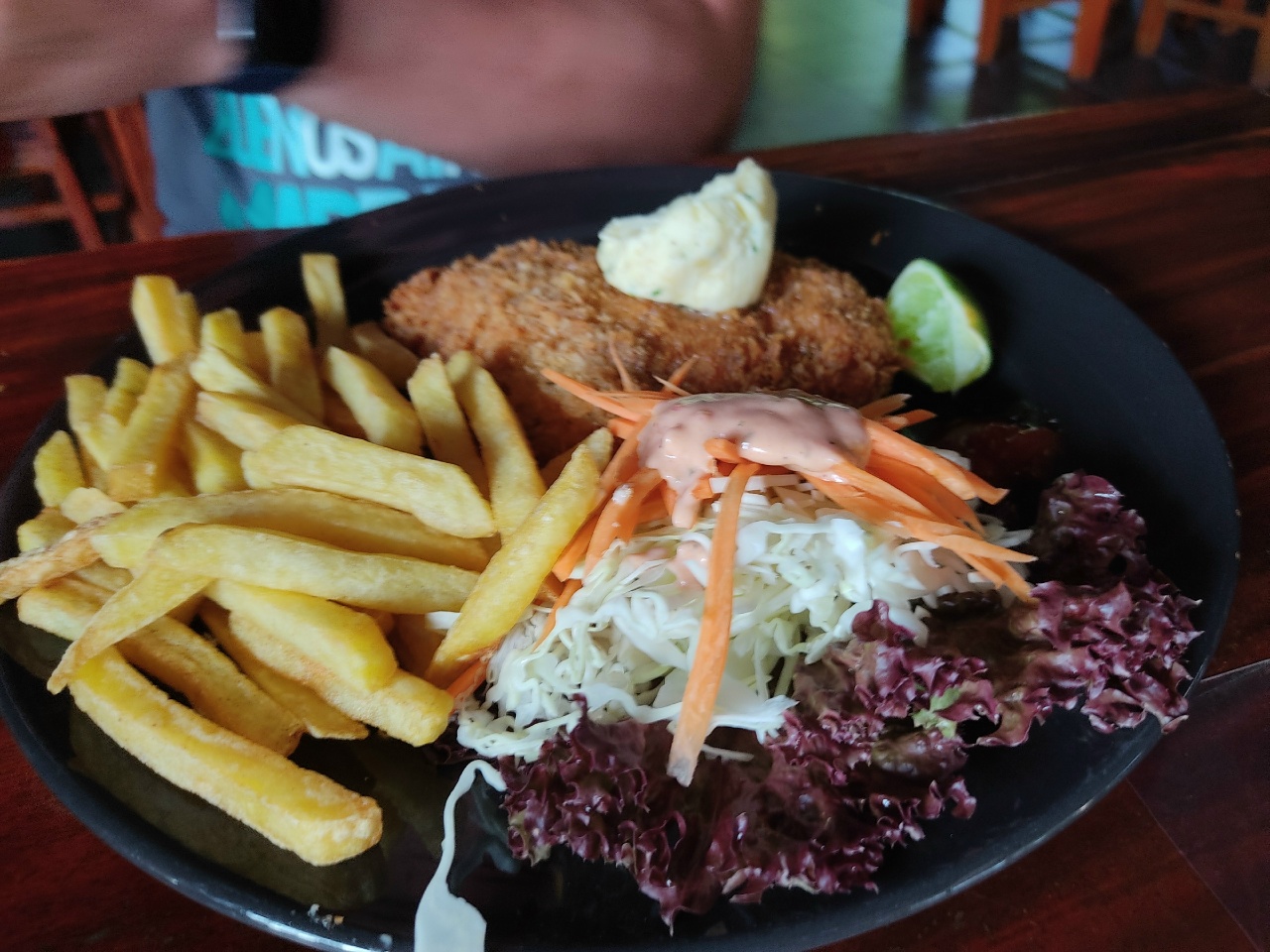 Диетолог Соломатина высказалась об идее о запрете участия детей в пиаре фастфуда