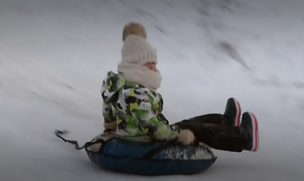 Саратовцам рассказали о рисках при спуске с опасного "снаряда"