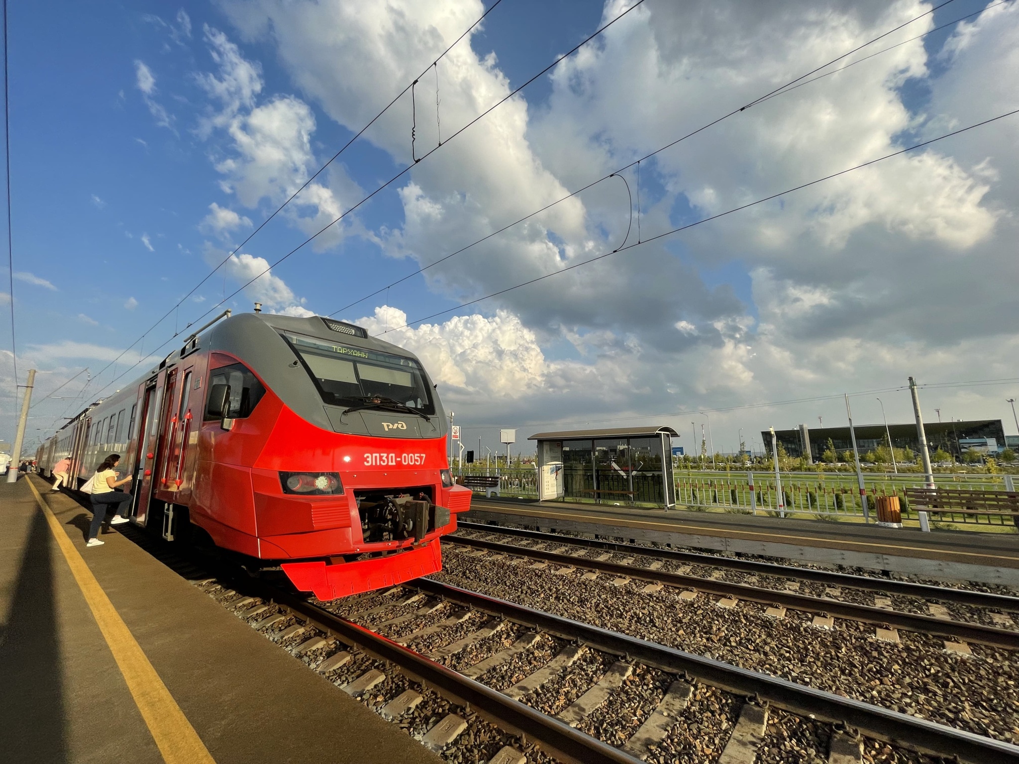 В Саратове больше всего платят помощникам машинистов тепловоза