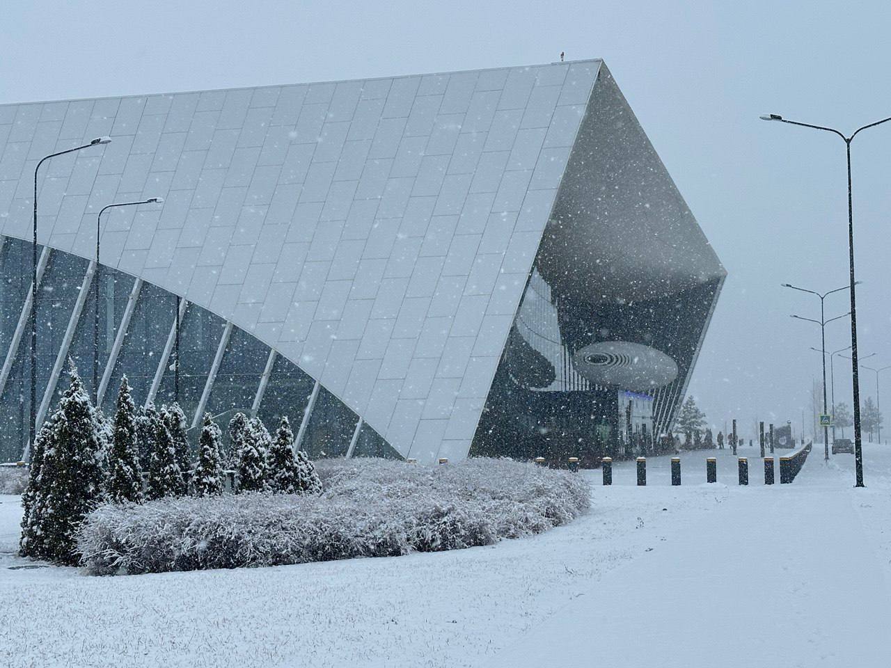 В целях безопасности в саратовском аэропорту ввели ограничения